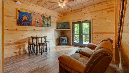Standing Bear Lodge By Escape To Blue Ridge