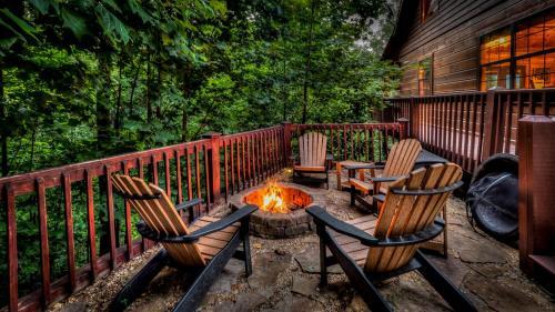 Standing Bear Lodge By Escape To Blue Ridge