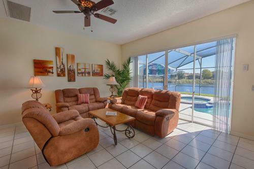 Lake Front Glenbrook Resort "the Villa Esquire"