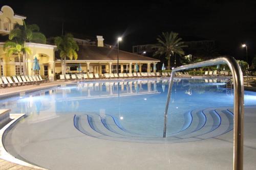 Viz Cay Apartment 202