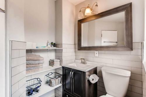Serene Lakefront Duplex Pool, Hottub & Boating