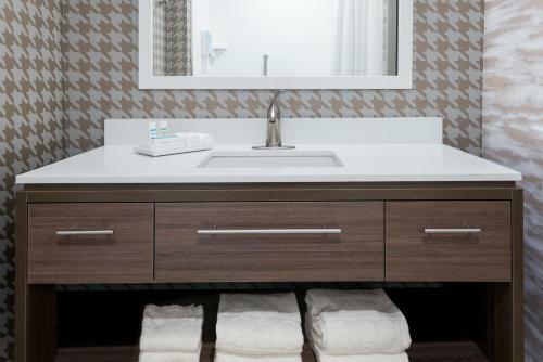 Hotel Home2 Suites By Hilton Orlando Near Ucf