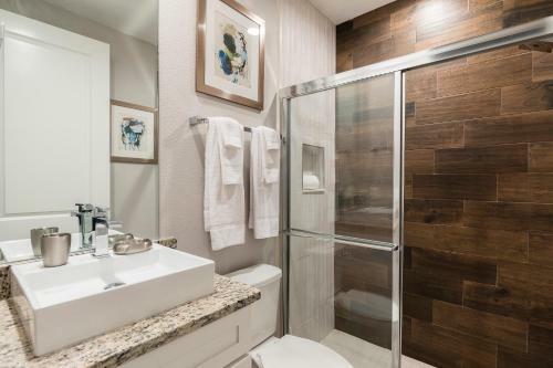 4 Br 4 Ba Villa 5 Min To Disneyworld 1804ft� Bbq