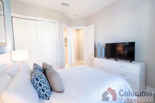 5 Br 6 Ba Villa 5 Min To Disneyworld With Bbq Grill