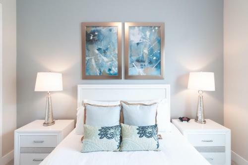 New 4 Br 4 Ba Villa Ground Zero To Theme Parks