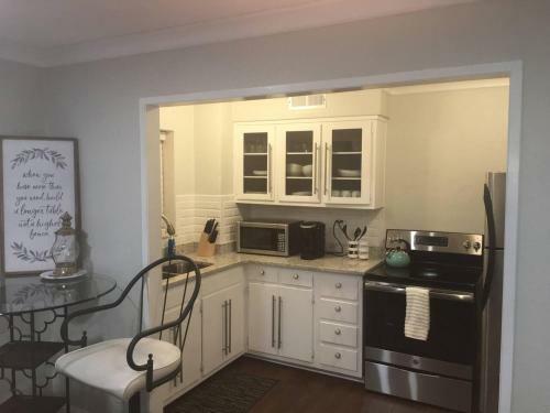 Apartamento Baker Street Condo - 11-o