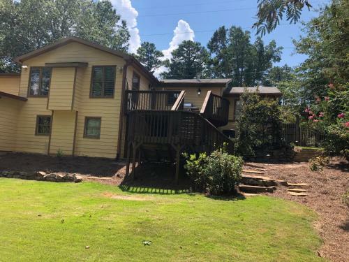 Hostal Brookhaven Gem: Private Room Shared Bth With Wi-fi