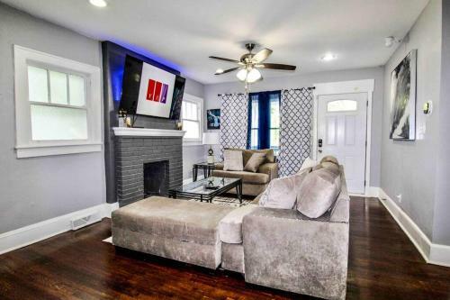 Serene & Elegant Smart Home Top Location & Pkg