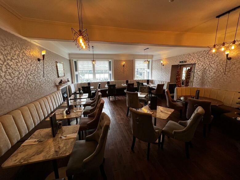 Atholl Arms Hotel