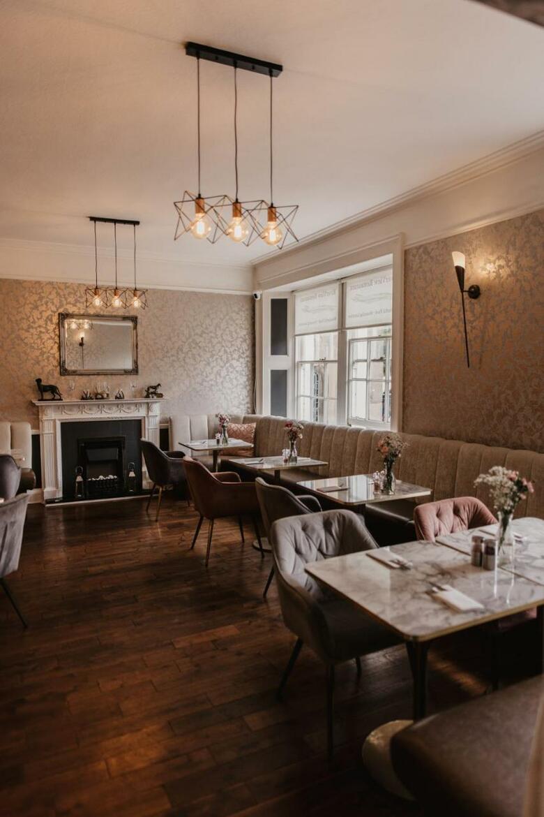 Atholl Arms Hotel