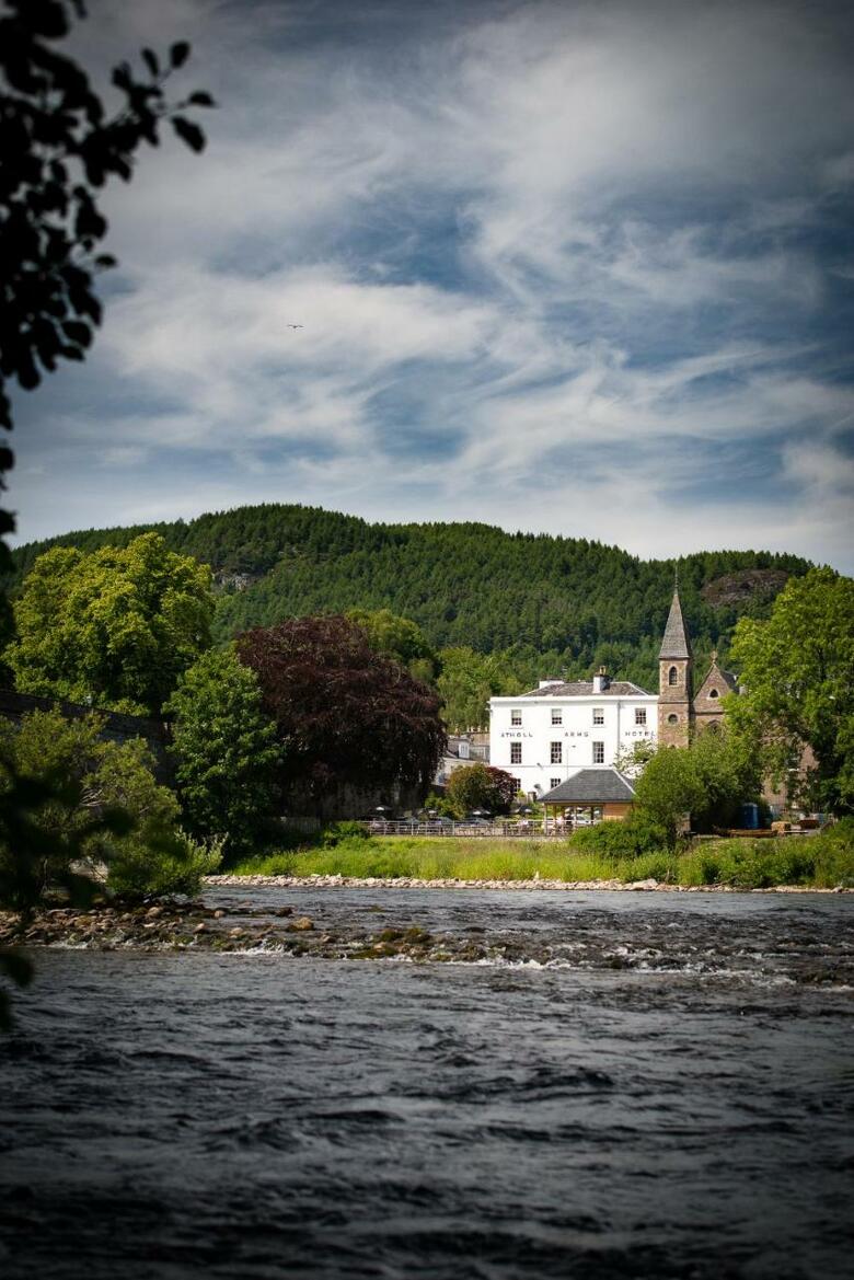 Atholl Arms Hotel