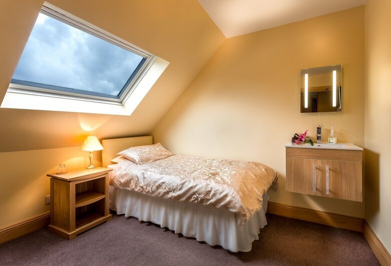 Hostal Lakeview Guest House