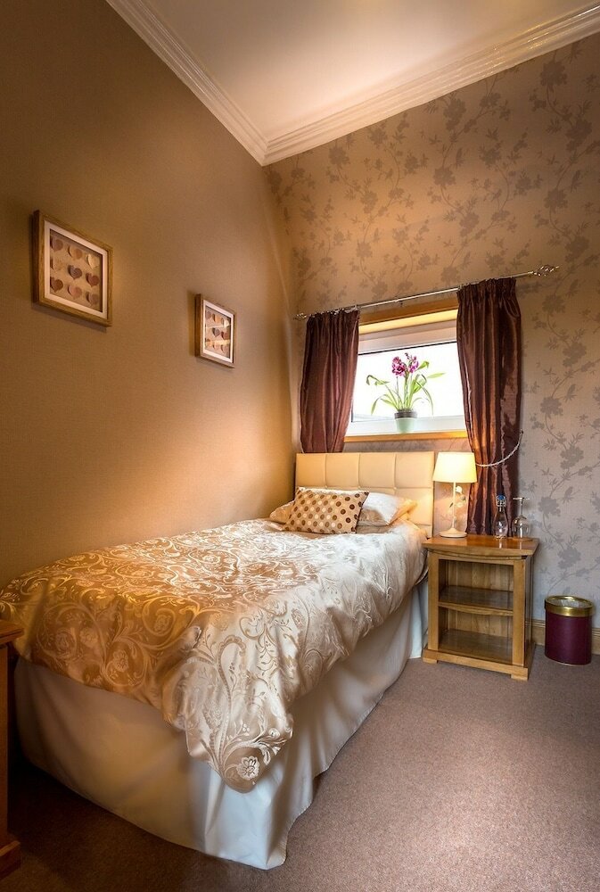 Hostal Lakeview Guest House