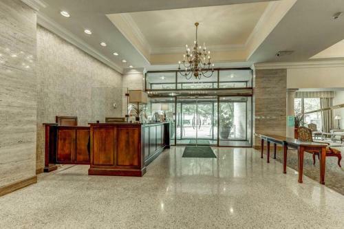 Apartamento Entire Condo! Downtown! 24 Concierge! 9b