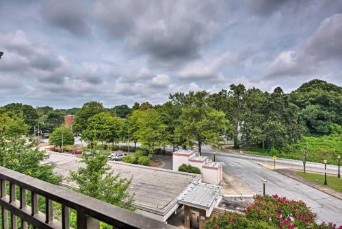 Apartamento Updated Atl Condo With Balcony - Walk To Falcons Stadium