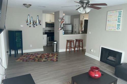 Apartamento Heart Of Downtown Buckhead Spacious Condo