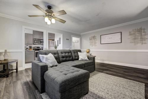 Highrise Atl Downtown Home With A View, Sleeps 4