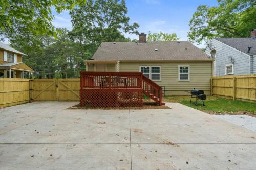 Gathering Gable-5 Bdrm Sleeps 10 - 10 Min To Downtwn