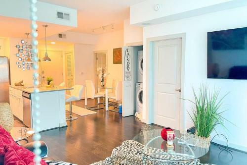 Apartamento ?2b/2b Luxury Buckhead Highrise W/ City View?