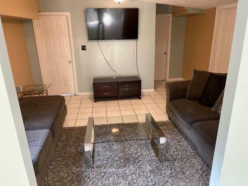 Three Bedroom Queen Size Beds In Atlanta