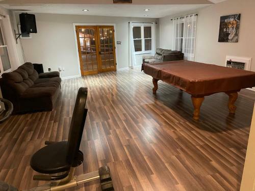 Three Bedroom Queen Size Beds In Atlanta