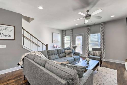 Atlanta Townhome With Deck About 6 Mi To Downtown!