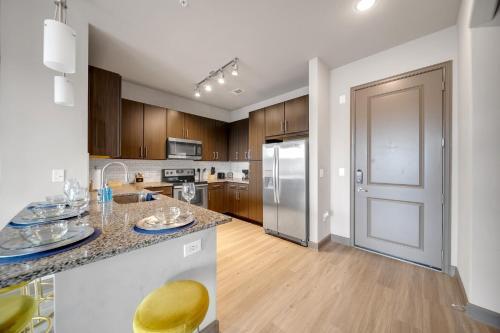 Apartamento Luxurious West Midtown Condo Condo