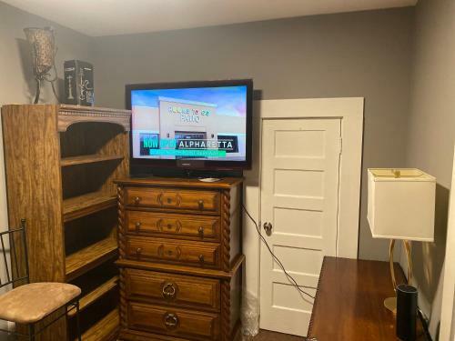 Cute, Trendy Sophisticated & Classy Room