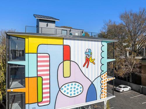Apartamento Clever Studio With Queen Bed, City Walkable!