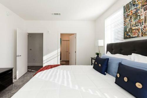 Apartamento Luxury 2br 2ba Apt With Gym Pool & Free Parking