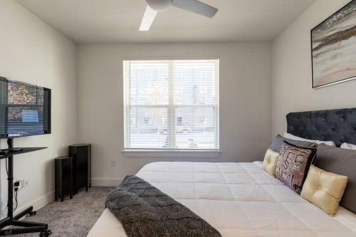 Apartamento Luxury 2br 2ba Apt With Gym Pool & Free Parking