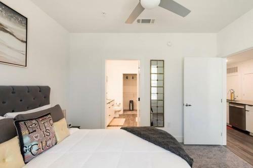 Apartamento Luxury 2br 2ba Apt With Gym Pool & Free Parking