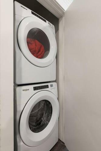 Apartamento Luxury 2br 2ba Apt With Gym Pool & Free Parking