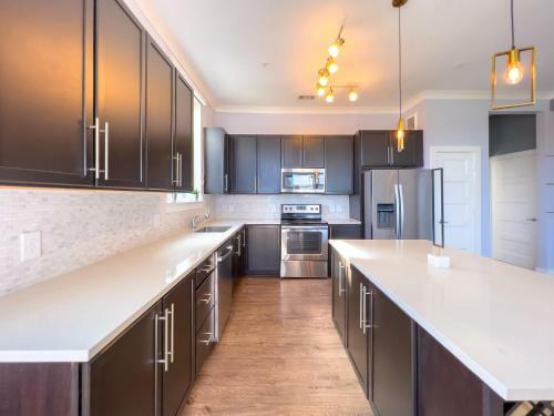 Apartamento Breathtaking Pivotal Buckhead Acropolis King Bed Palace