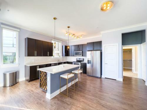 Apartamento Breathtaking Pivotal Buckhead Acropolis King Bed Palace