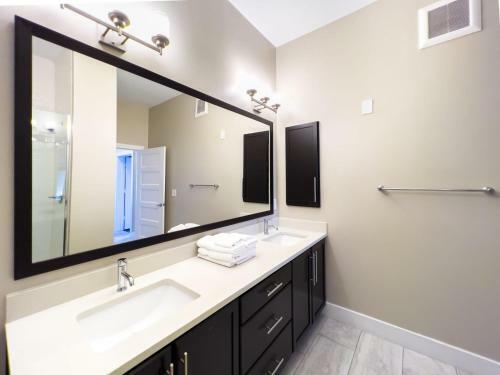 Apartamento Breathtaking Pivotal Buckhead Acropolis King Bed Palace