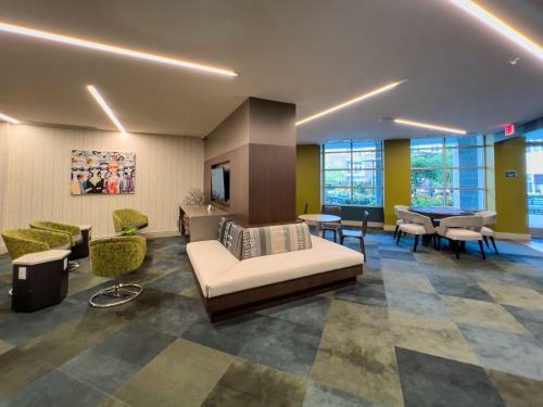 Apartamento Breathtaking Pivotal Buckhead Acropolis King Bed Palace
