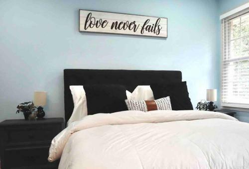 Cozy Vintage Farmhome - Downtown Atl