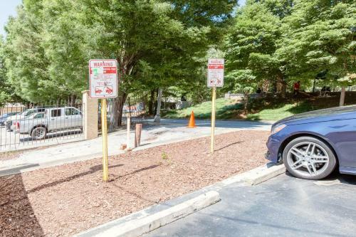 Rare 2bed 2bath Condo In Downtown Atlanta Sleeps 6