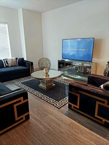 Exquisite I Bed Buckhead Apartment