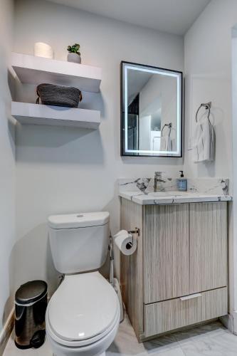 Apartamento Studio2zero Peaceful Off Peachtree Modern Studio