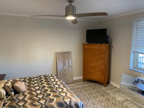 Highrise Atl Downtown Condo 1 Block From Americasmart Sleeps 4