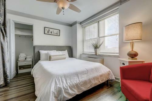 Modern 2 Bed 2 Bath In Downtown Atlanta Sleeps 6