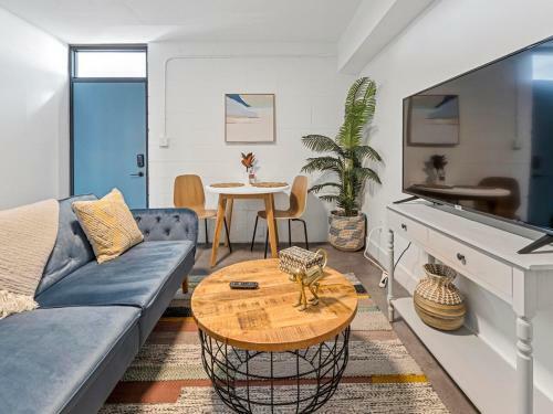 Apartamento Crafty Studio With King Bed, City Walkable!