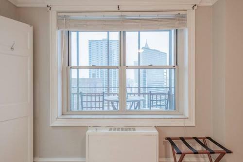 Traditional 1bed 1bath Condo Downtown Atlanta
