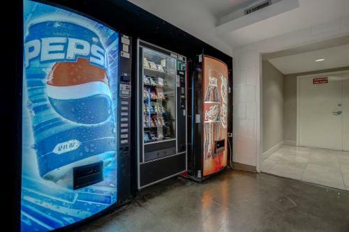 Traditional 1bed 1bath Condo Downtown Atlanta