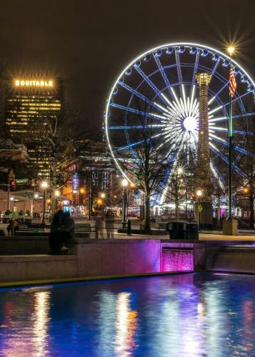 Newly Renovated Modern Studio L Center Downtown Great City View