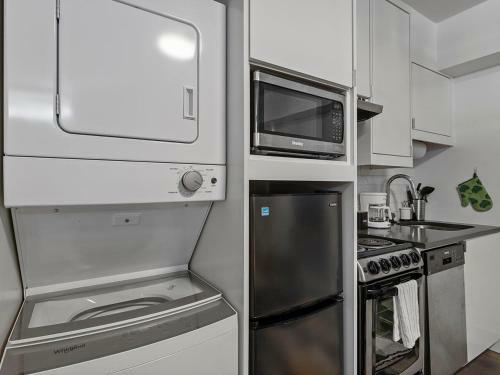 Apartamento Classic Studio With Queen Bed, City Walkable!