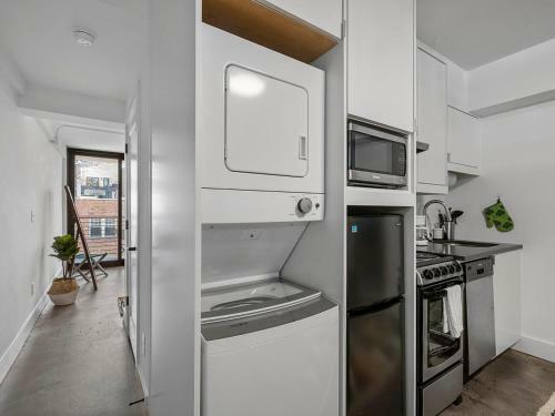 Apartamento Classic Studio With Queen Bed, City Walkable!