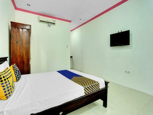 Spot On 90732 Hotel Wisata Indah